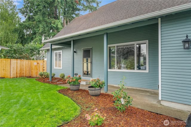 Property photo for 1710 35th Street Se, Auburn