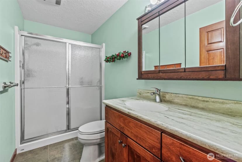 Property photo for 11 W Cape Horn Road, Cathlamet photo 18