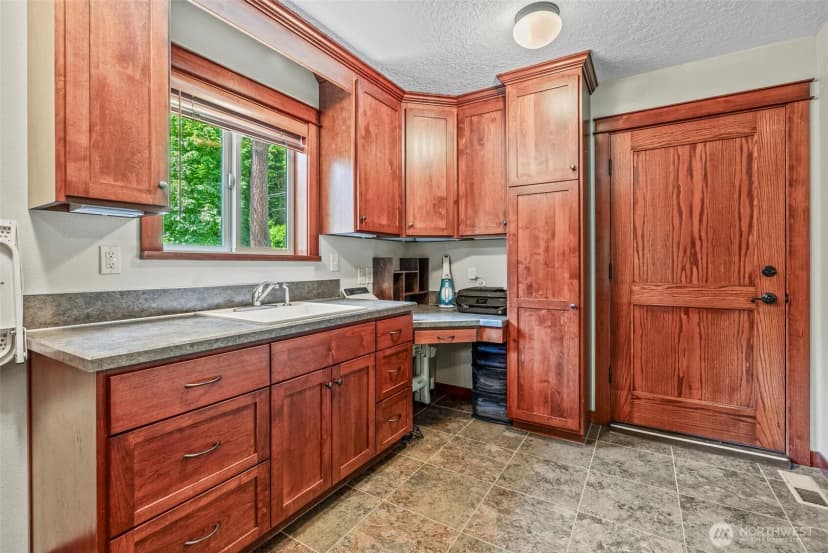 Property photo for 11 W Cape Horn Road, Cathlamet photo 16
