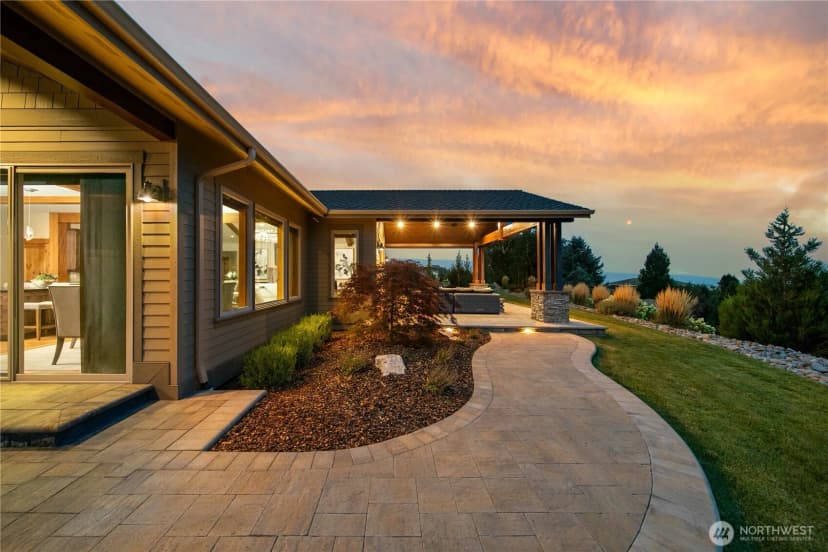 Property photo for 4095 W Eaglerock Drive, Wenatchee photo 38