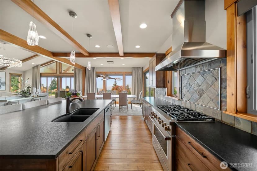 Property photo for 4095 W Eaglerock Drive, Wenatchee photo 15