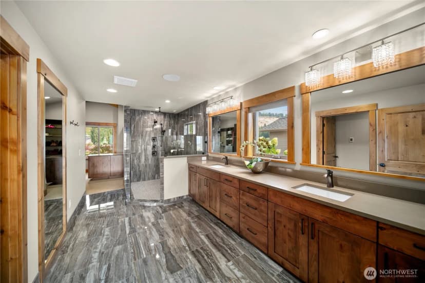 Property photo for 4095 W Eaglerock Drive, Wenatchee photo 22