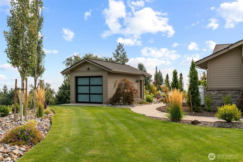 Property photo for 4095 W Eaglerock Drive, Wenatchee photo 6