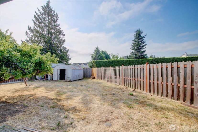 Property photo for 1701 24th Court, Anacortes photo 32