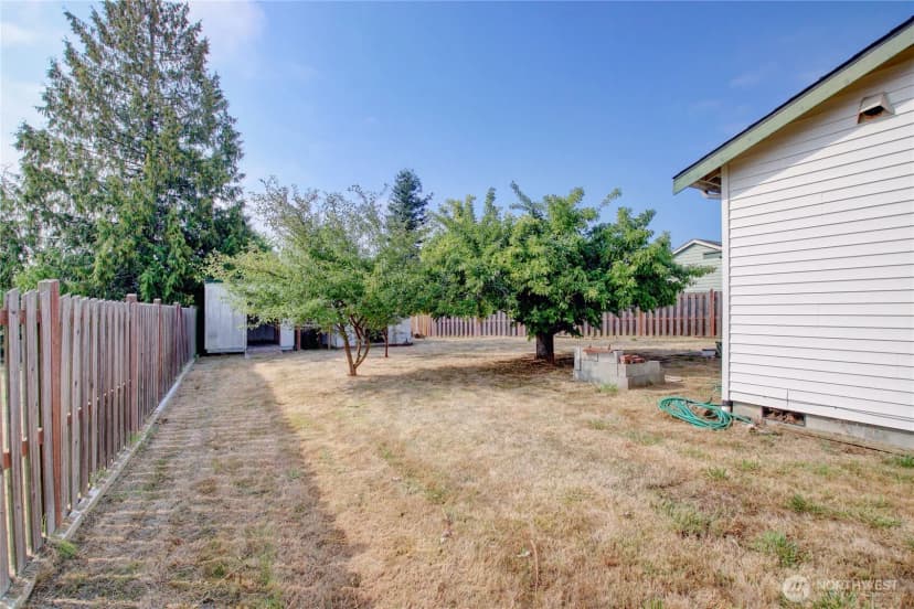 Property photo for 1701 24th Court, Anacortes photo 35