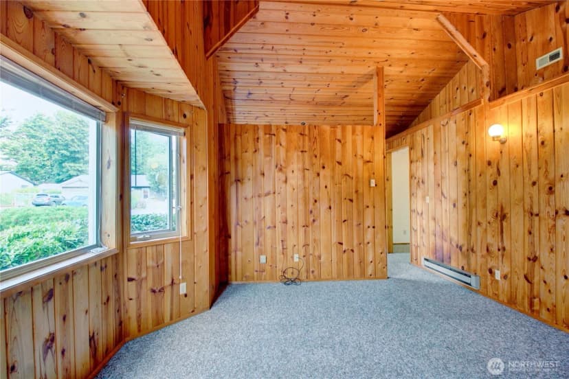 Property photo for 1701 24th Court, Anacortes photo 16