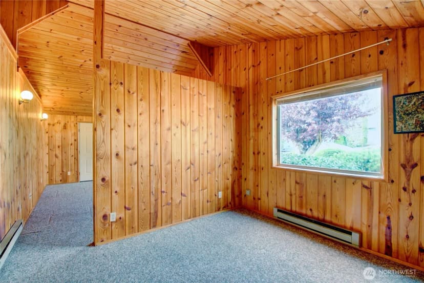 Property photo for 1701 24th Court, Anacortes photo 10