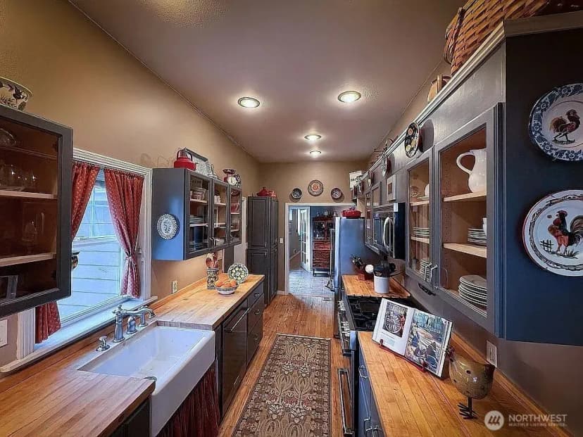 Property photo for 577 Scenic Heights Road, Oak Harbor photo 17