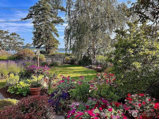 Property photo for 577 Scenic Heights Road, Oak Harbor photo 4