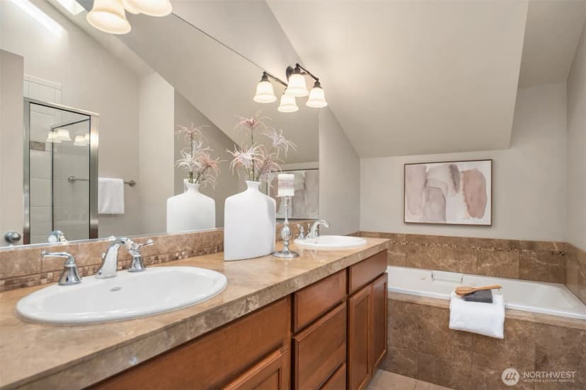 Property photo for 209 18th Avenue E #b, Seattle photo 26
