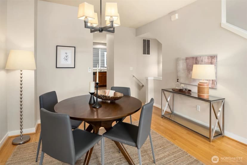 Property photo for 209 18th Avenue E #b, Seattle photo 14
