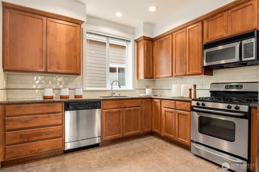 Property photo for 209 18th Avenue E #b, Seattle photo 18