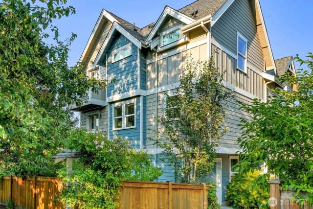 Property photo for 1828 27th Avenue #b, Seattle