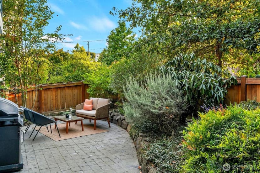 Property photo for 1828 27th Avenue #b, Seattle photo 18