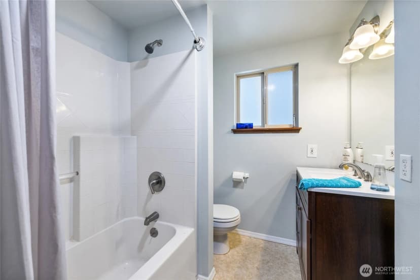 Property photo for 718 160th Street S, Spanaway photo 13