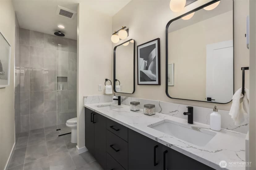 Property photo for 2314 B Fairview Avenue E, Seattle photo 21