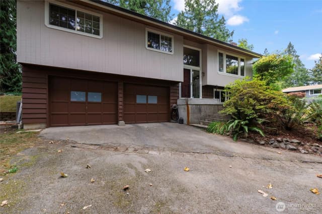 Property photo for 223 Alnus Way, Bremerton photo 4