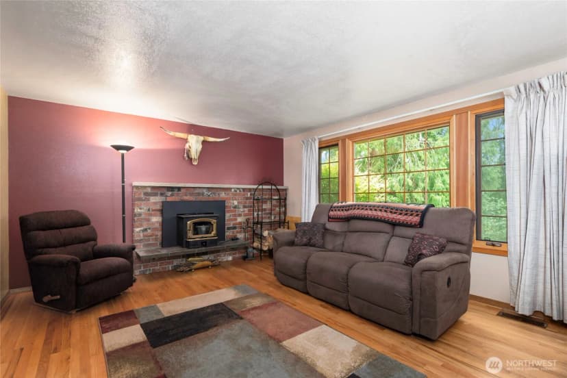 Property photo for 223 Alnus Way, Bremerton photo 7