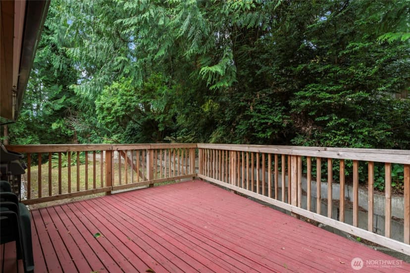 Property photo for 223 Alnus Way, Bremerton photo 18