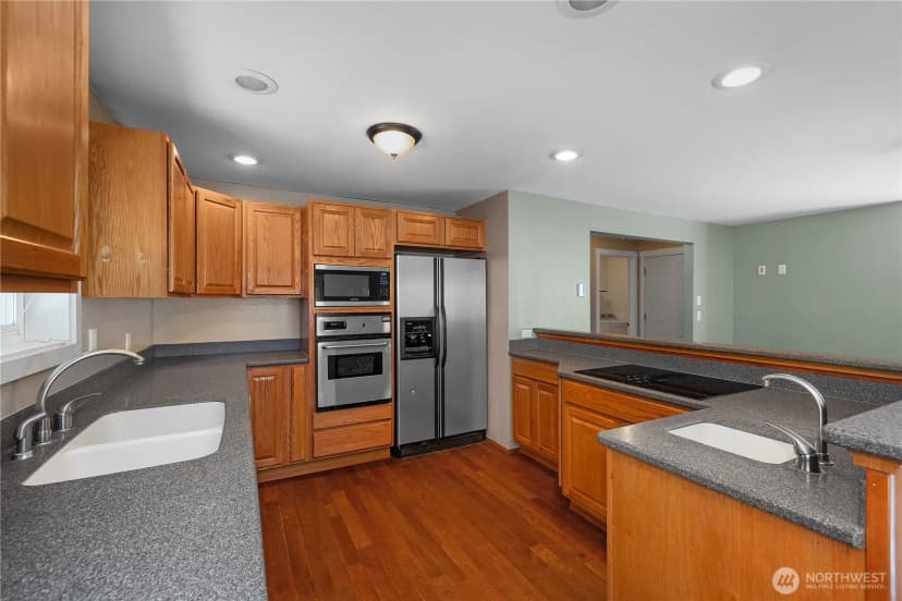 Property photo for 7919 189th Street Ct E, Puyallup photo 11