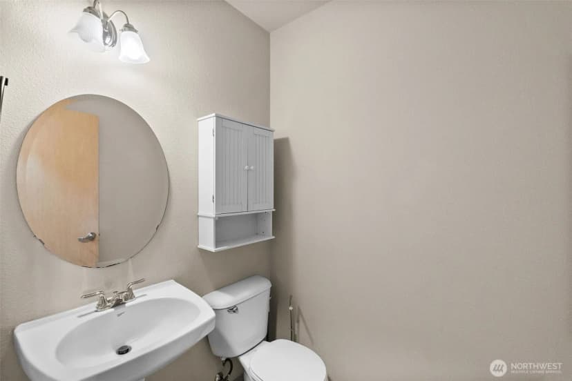 Property photo for 2325 Cooper Crest Street Nw, Olympia photo 17