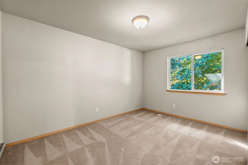 Property photo for 2325 Cooper Crest Street Nw, Olympia photo 19