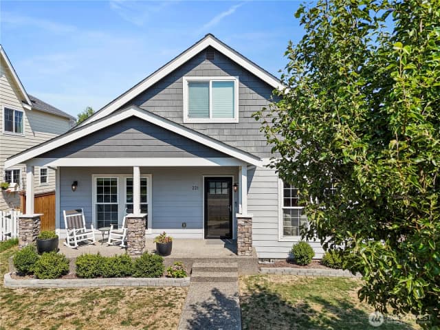 Property photo for 221 Riggs Drive E, Enumclaw