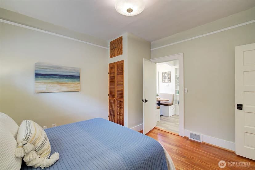 Property photo for 1026 N 48th Street, Seattle photo 21