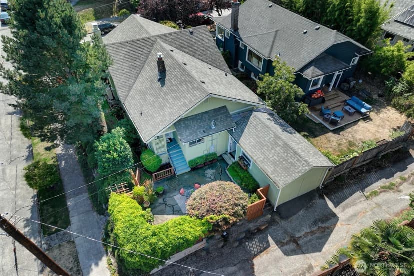 Property photo for 1026 N 48th Street, Seattle photo 36