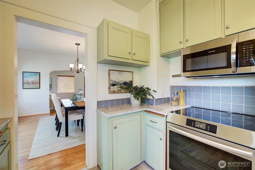 Property photo for 1026 N 48th Street, Seattle photo 10