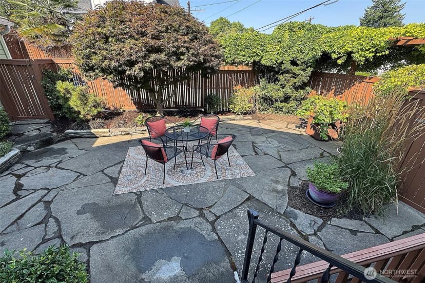 Property photo for 1026 N 48th Street, Seattle photo 15