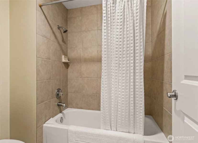 Property photo for 9801 234th Street Sw #1, Edmonds photo 20