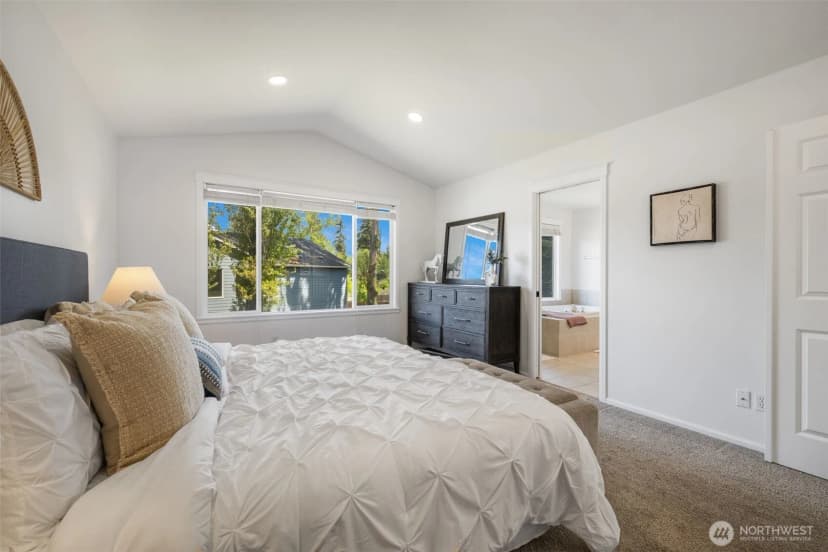 Property photo for 20347 86th Place Ne, Bothell photo 14