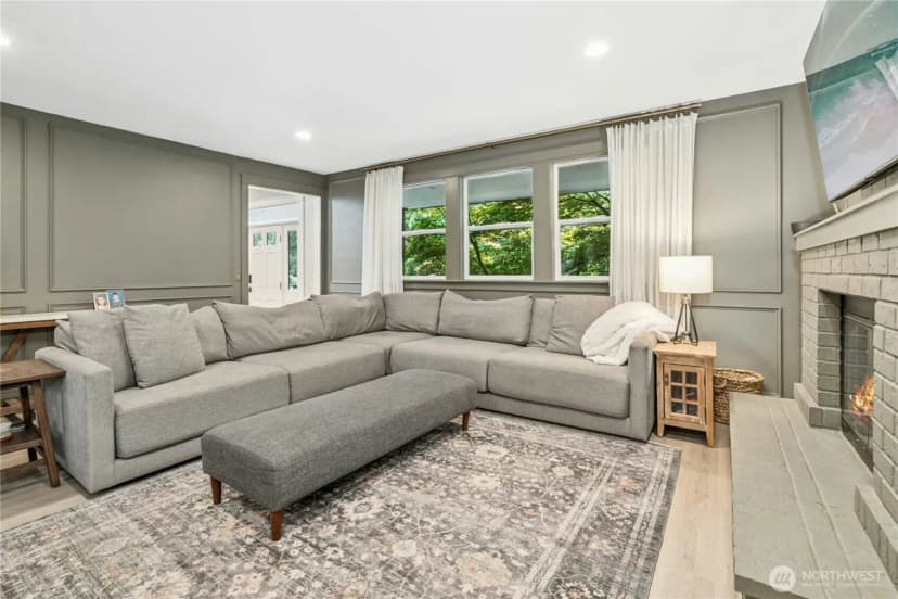 Property photo for 17519 33rd Avenue Ne, Lake Forest Park photo 19
