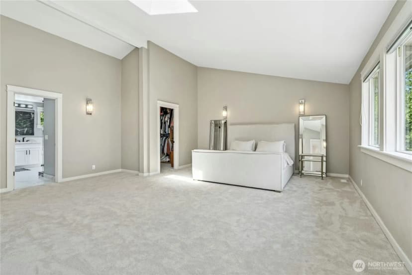 Property photo for 17519 33rd Avenue Ne, Lake Forest Park photo 22