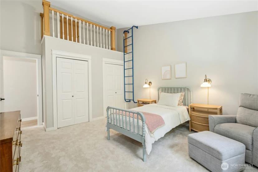 Property photo for 17519 33rd Avenue Ne, Lake Forest Park photo 30