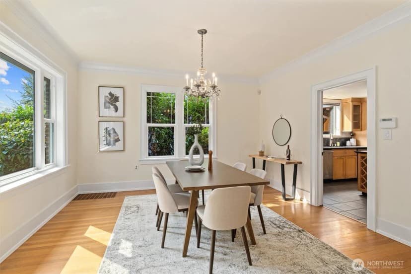 Property photo for 511 30th Avenue, Seattle photo 6