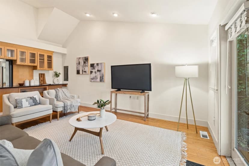 Property photo for 511 30th Avenue, Seattle photo 17