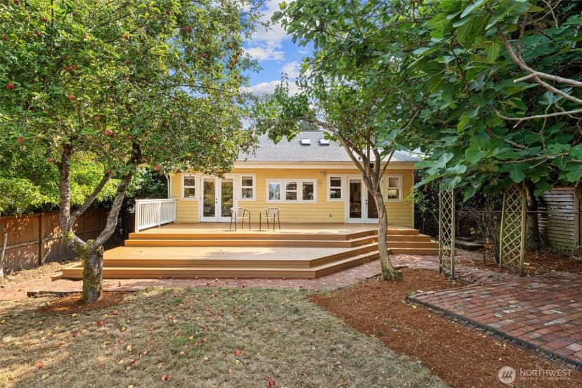 Property photo for 511 30th Avenue, Seattle photo 34