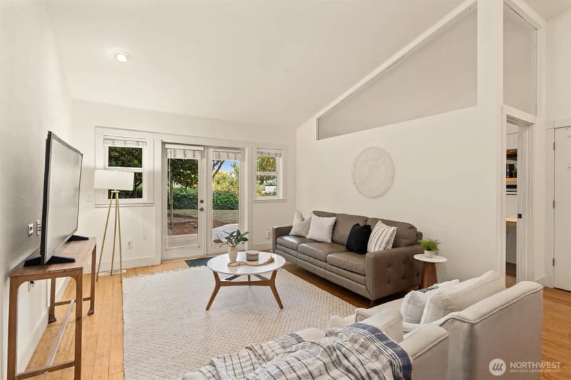 Property photo for 511 30th Avenue, Seattle photo 14