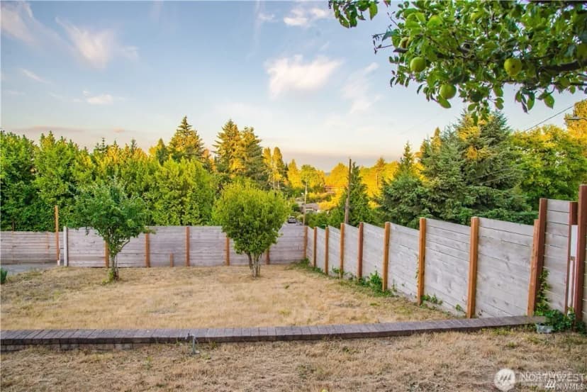 Property photo for 2620 S 133rd Street, Sea Tac photo 3