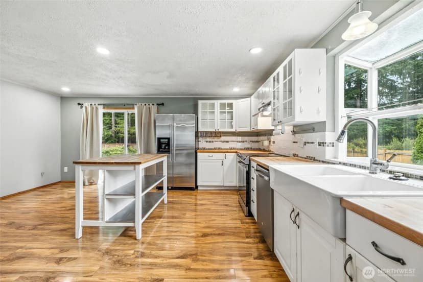 Property photo for 2510 Greenlawn Street Se, Lacey photo 11