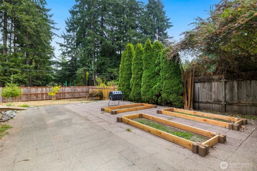 Property photo for 2510 Greenlawn Street Se, Lacey photo 30