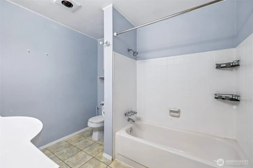 Property photo for 2510 Greenlawn Street Se, Lacey photo 23