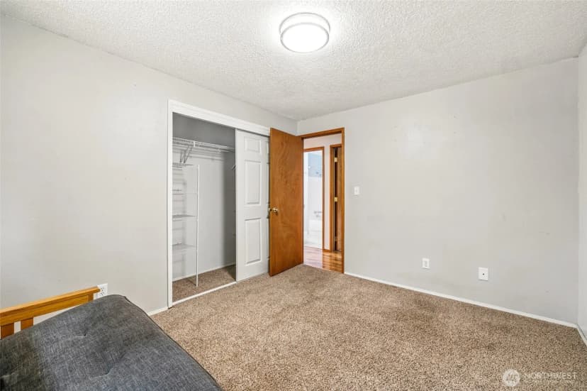 Property photo for 2510 Greenlawn Street Se, Lacey photo 26