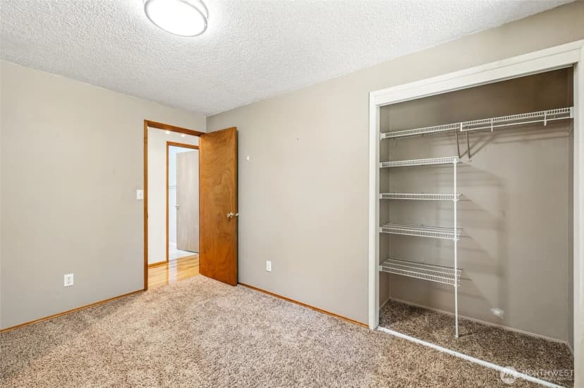 Property photo for 2510 Greenlawn Street Se, Lacey photo 22