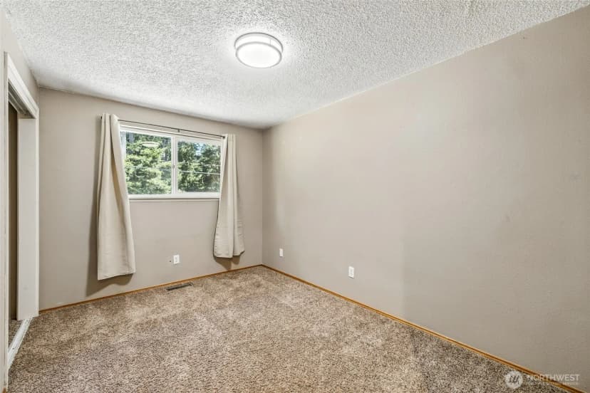 Property photo for 2510 Greenlawn Street Se, Lacey photo 21