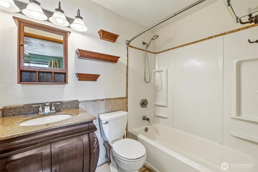 Property photo for 2510 Greenlawn Street Se, Lacey photo 20