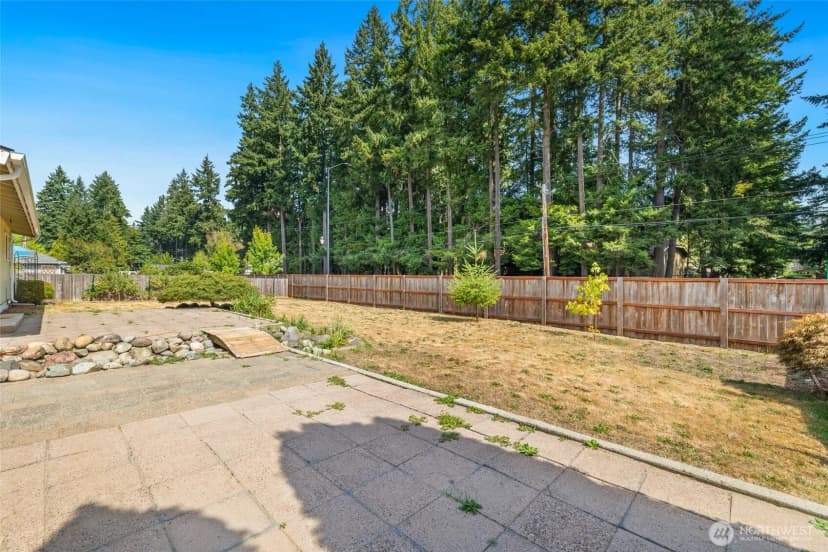 Property photo for 2510 Greenlawn Street Se, Lacey photo 32