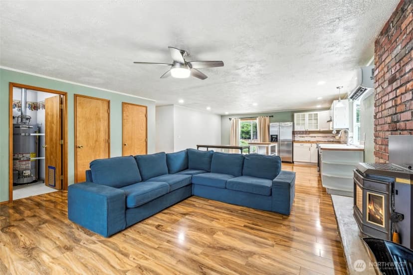 Property photo for 2510 Greenlawn Street Se, Lacey photo 6